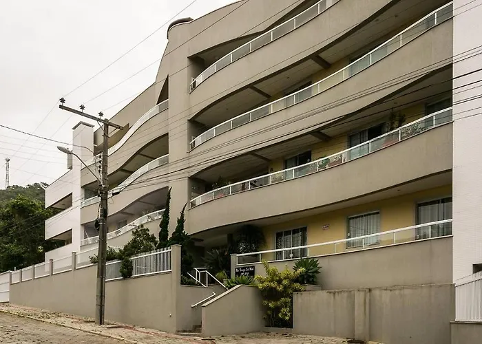 Apto Centro Bombinhas